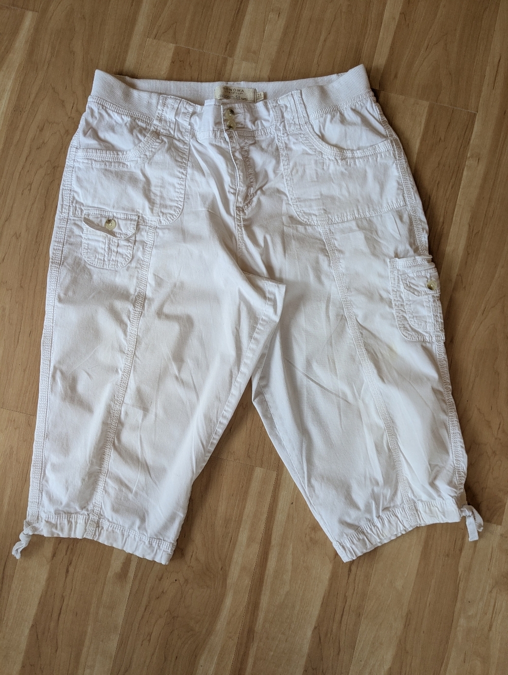 Sonoma Modern Fit, White Cargo Utility Capris Shorts, Lg pockets